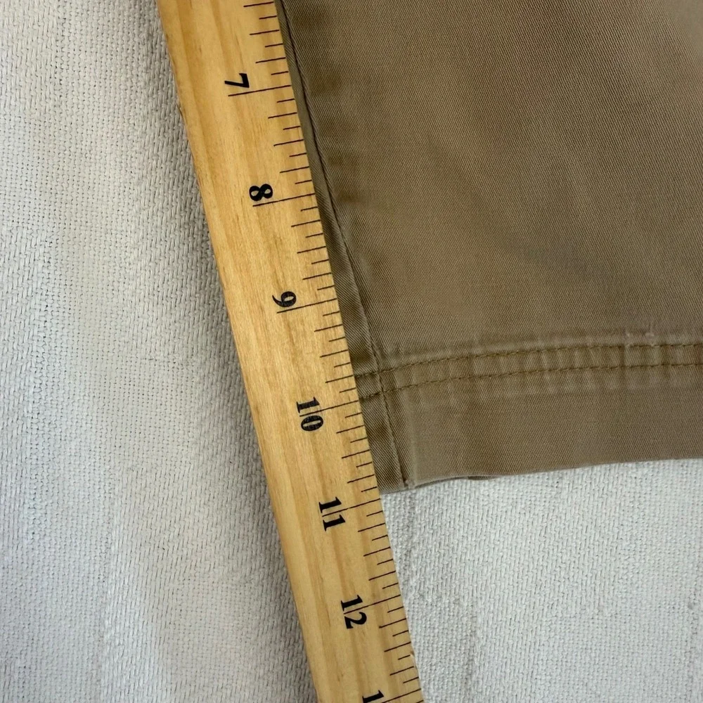 Covington Khaki Tan Stretch Bermuda Shorts Womens 6 Mid Rise 5 Pocket Casual